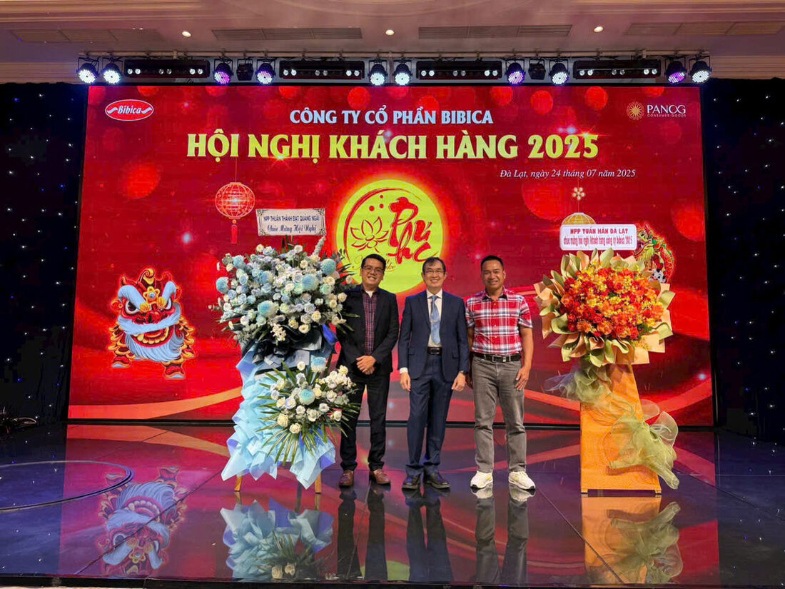 Châu Ngọc Khang dự Hội nghị khách hàng Công ty CP Bibica
